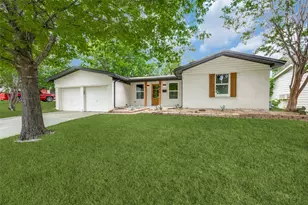 1646 Jackson St, Grand Prairie, TX 75051 - Photo 2