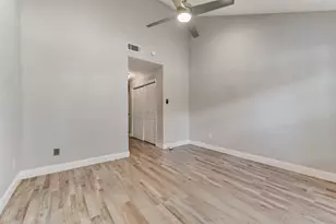 5565 Preston Oaks Rd, Dallas, TX 75254 - Photo 16