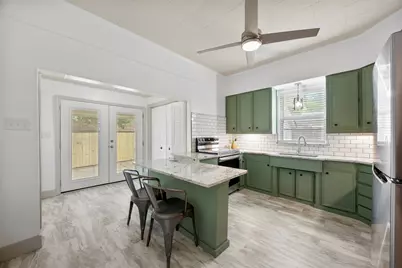 401 N Dallas Street, Ennis, TX 75119 - Photo 6