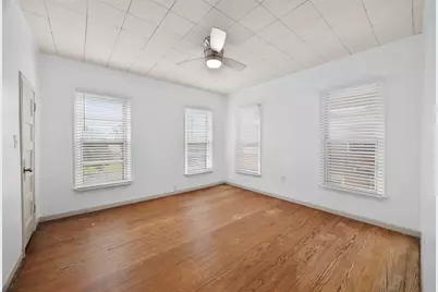 401 N Dallas Street, Ennis, TX 75119 - Photo 16