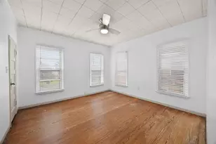 401 N Dallas St, Ennis, TX 75119 - Photo 16