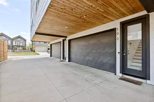 2319 Kirby St, Dallas, TX 75204 - Photo 2