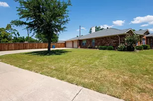 7218 Compass Point Dr, Rowlett, TX 75089 - Photo 4