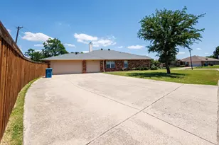 7218 Compass Point Dr, Rowlett, TX 75089 - Photo 30