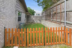 4225 Dawn Dr, Benbrook, TX 76116 - Photo 32