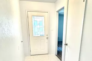 4225 Dawn Dr, Benbrook, TX 76116 - Photo 4