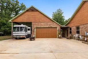 307 Beachside Dr, Trinidad, TX 75163 - Photo 4
