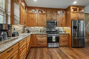 307 Beachside Dr, Trinidad, TX 75163 - Photo 16