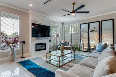 2043 Canada Drive, Dallas, TX 75212 - Photo 12