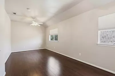 2451 Beachview Drive, Grand Prairie, TX 75054 - Photo 28