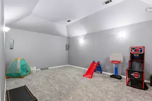 2451 Beachview Dr, Grand Prairie, TX 75054 - Photo 30