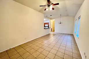 848 Mirabell Ct, Arlington, TX 76015 - Photo 4