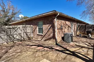 848 Mirabell Ct, Arlington, TX 76015 - Photo 26