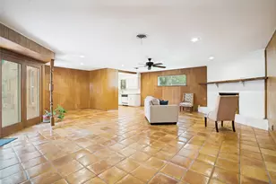 10208 Plummer Dr, Dallas, TX 75228 - Photo 4