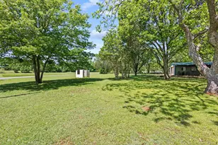 336 Kirk Ave, Pottsboro, TX 75076 - Photo 2