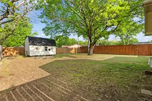 904 Kent Dr, Gainesville, TX 76240 - Photo 24