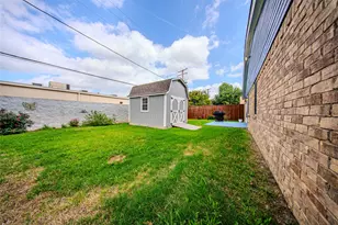 5911 Dangerfield Ct, Arlington, TX 76017 - Photo 26