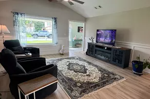 5911 Dangerfield Ct, Arlington, TX 76017 - Photo 2