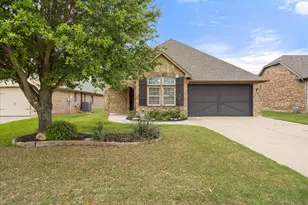 3305 Ferry Boat Ln, Granbury, TX 76049 - Photo 2