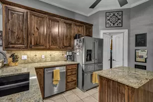 147 Tyler Ct, Fort Worth, TX 76108 - Photo 10
