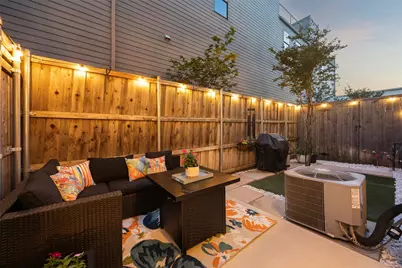 2715 Kimsey Drive #102, Dallas, TX 75235 - Photo 2