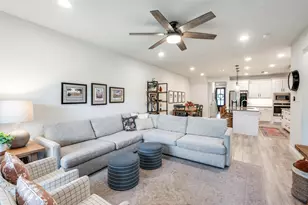 2832 Cedar Elm Dr, Carrollton, TX 75010 - Photo 6