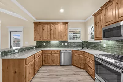 5524 Black Horse Court, Waco, TX 76708 - Photo 8