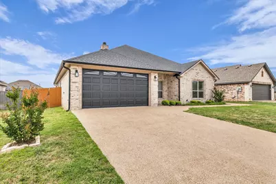5524 Black Horse Court, Waco, TX 76708 - Photo 2