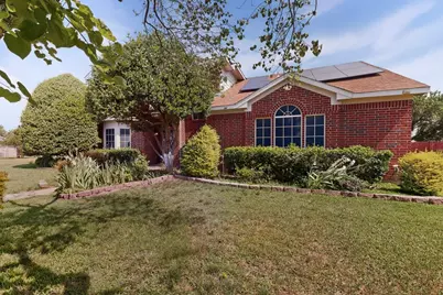 513 Shannon Circle, DeSoto, TX 75115 - Photo 1