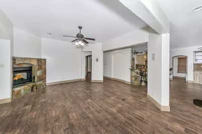 7612 Willowood Court, Fort Worth, TX 76112 - Photo 16