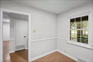 1311 W Lavender Ln, Arlington, TX 76013 - Photo 8