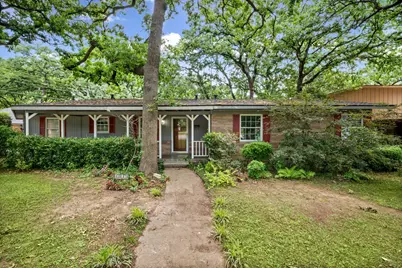 1311 W Lavender Lane, Arlington, TX 76013 - Photo 1