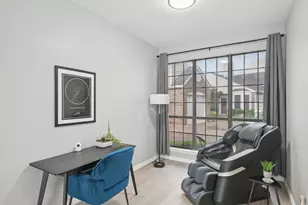 209 Cimarron Trail, Irving, TX 75063 - Photo 6