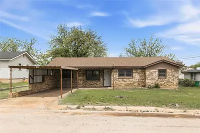 900 W 2nd Street, Coleman, TX 76834 - Photo 2