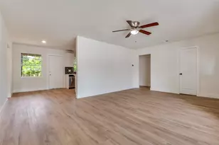 1625 Proctor Dr, Grand Prairie, TX 75051 - Photo 10