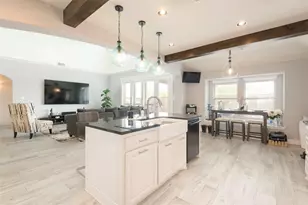 2707 Elmwood Dr, Burleson, TX 76028 - Photo 16