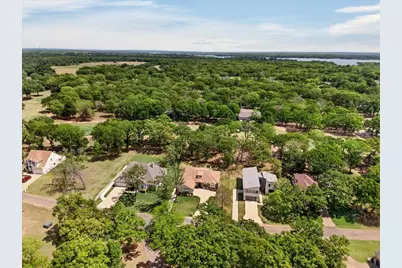 233 Hide A Way Drive, Mabank, TX 75156 - Photo 4