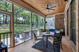 233 Hide A Way Dr, Mabank, TX 75156 - Photo 24