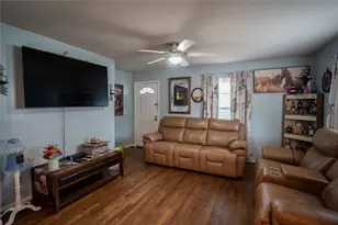 201 S Lane St, Decatur, TX 76234 - Photo 10