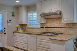 4610 Rockaway Dr, Dallas, TX 75214 - Photo 18