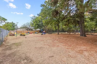 1905 E Price St, Paris, TX 75460 - Photo 38