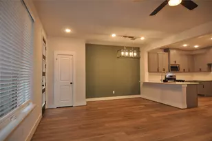829 Crystal Oak Ln, Arlington, TX 76005 - Photo 6