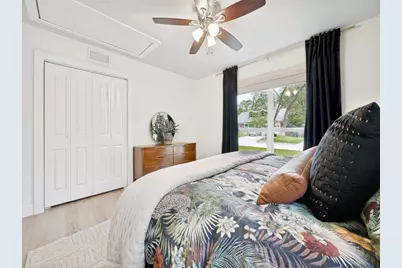 10521 Evangeline Way, Dallas, TX 75218 - Photo 18