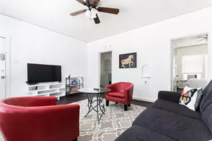 320 W Canty St, Dallas, TX 75208 - Photo 8