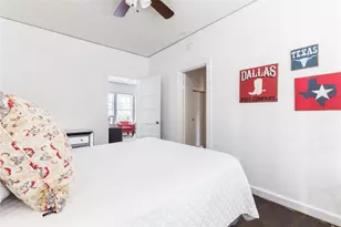 320 W Canty St, Dallas, TX 75208 - Photo 4