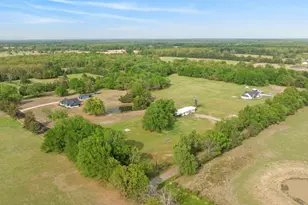 81 County Rd 44880, Blossom, TX 75416 - Photo 22