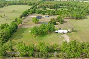 81 County Rd 44880, Blossom, TX 75416 - Photo 1