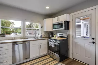 108 Westvue Street, Terrell, TX 75160 - Photo 10