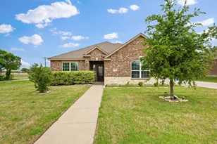 719 Milas Ln, Glenn Heights, TX 75154 - Photo 1