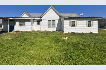 8208 Pearl, Lillian, TX 76061 - Photo 2